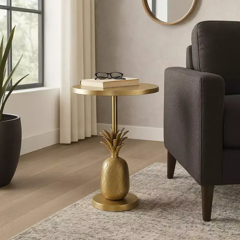 Mesa auxiliar de metal común con piña en oro/plata para 1