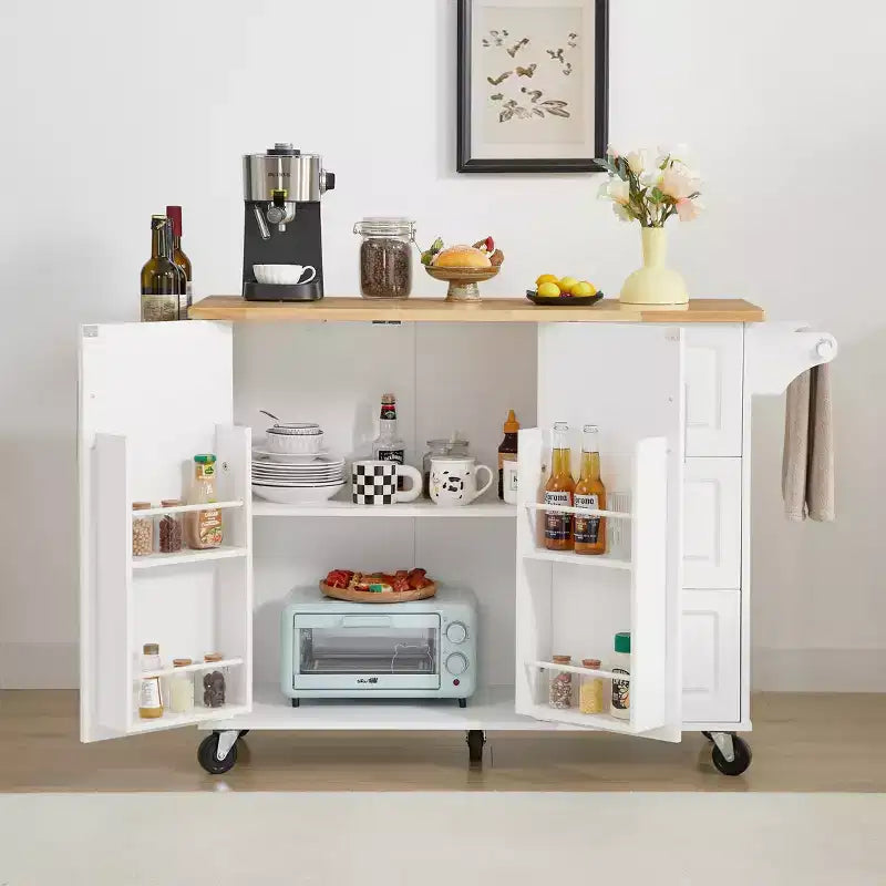 Isla de cocina marrón/blanca con mesa abatible y almacenamiento, con ruedas